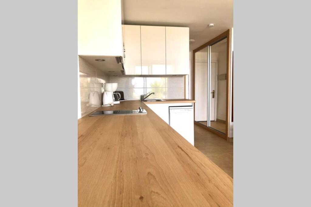 Modern & Spacious Studio Isla, Puerto Del Carmen تياس المظهر الخارجي الصورة